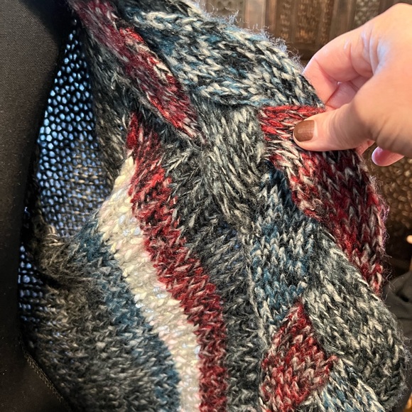 Hand knit cardigan sweater - Picture 9 of 13